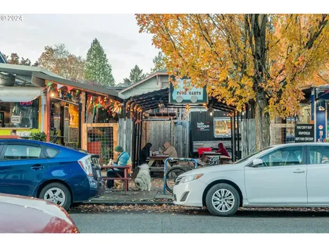 5631 NE 23rd Avenue Portland OR 97211