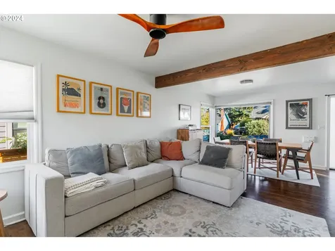 5631 NE 23rd Avenue Portland OR 97211