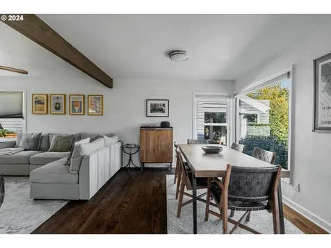 5631 NE 23rd Avenue Portland OR 97211