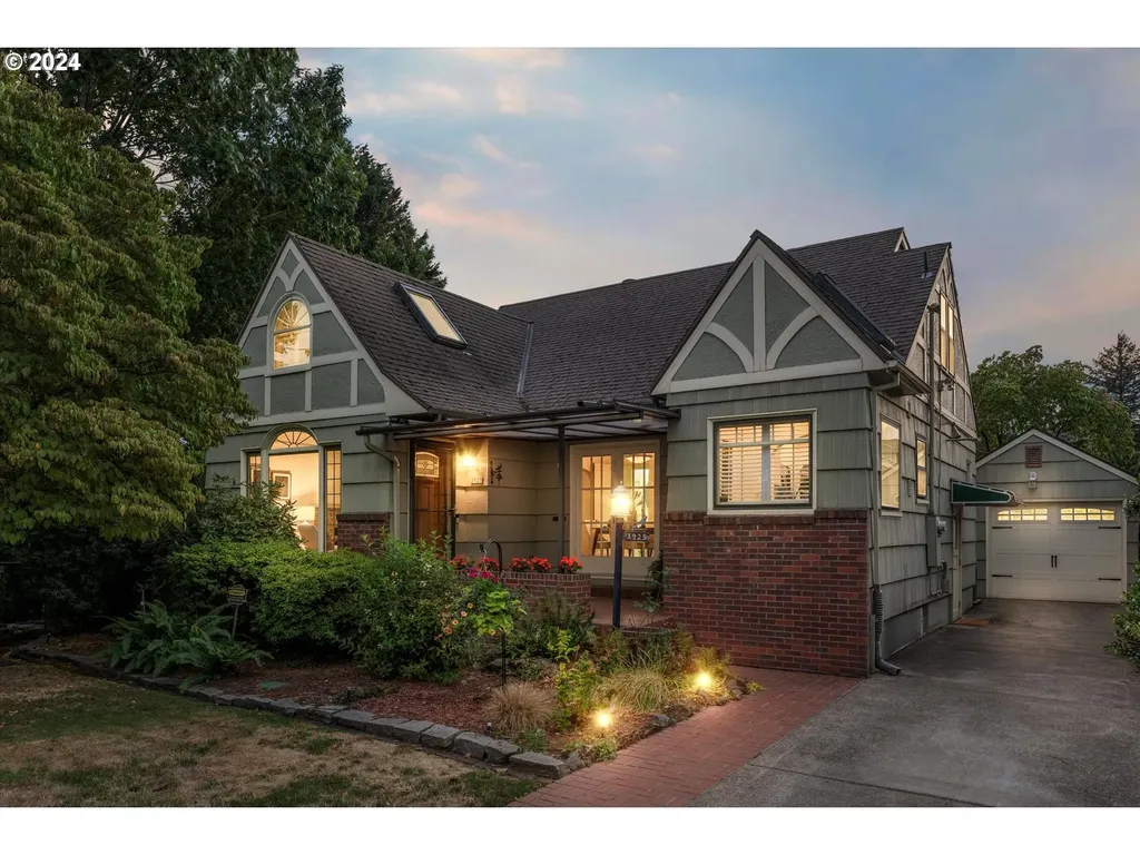 3925 Ne 37th Avenue Portland OR 97212