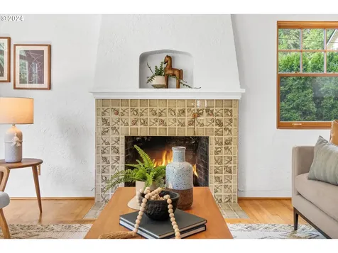 3925 Ne 37th Avenue Portland OR 97212
