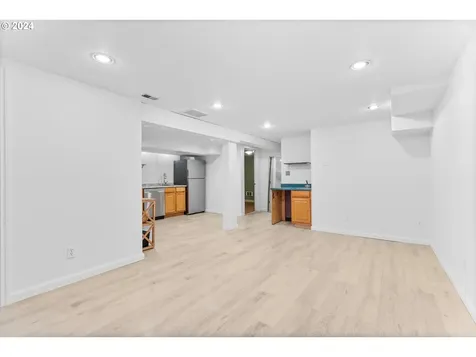 3925 Ne 37th Avenue Portland OR 97212