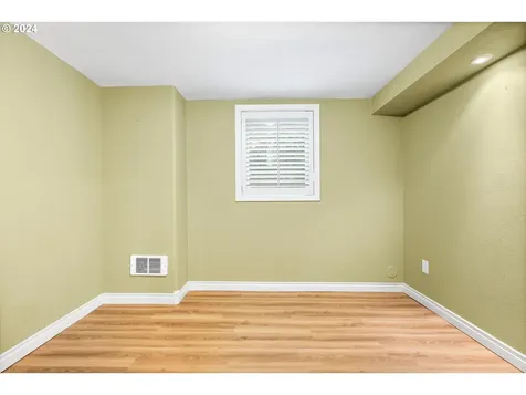 3925 Ne 37th Avenue Portland OR 97212
