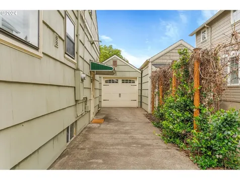 3925 Ne 37th Avenue Portland OR 97212