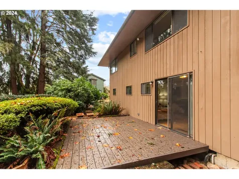 89962 Day Lane Eugene OR 97402