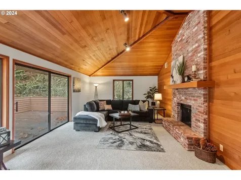 89962 Day Lane Eugene OR 97402