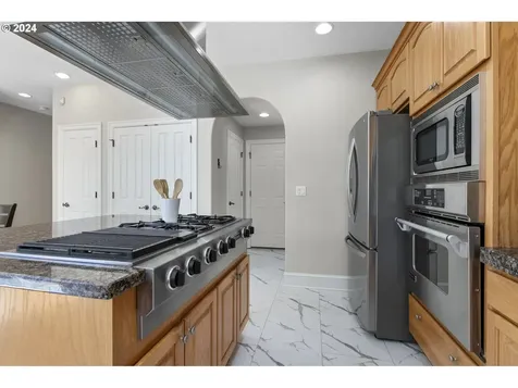 12636 Nw Forest Spring Lane Portland OR 97229