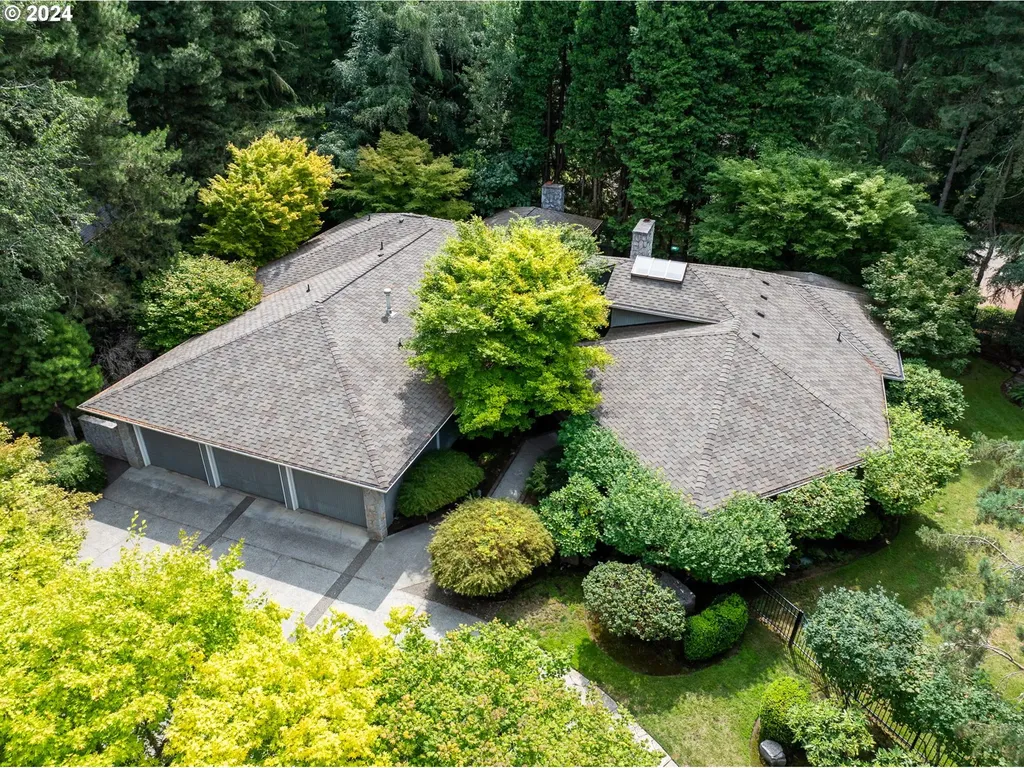 1520 S Corbett Hill Circle Portland OR 97219