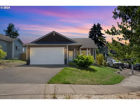 575 Ne Caden Court Estacada OR 97023