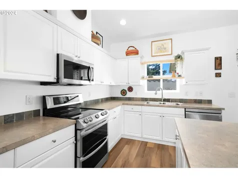 575 Ne Caden Court Estacada OR 97023