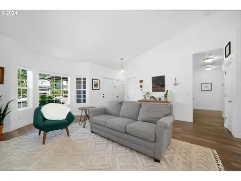 575 Ne Caden Court Estacada OR 97023