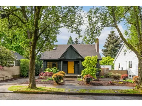 3584 NE Siskiyou Street Portland OR 97212