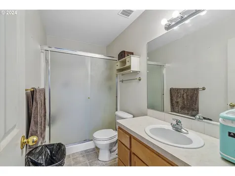 39142 Amherst Street Sandy OR 97055