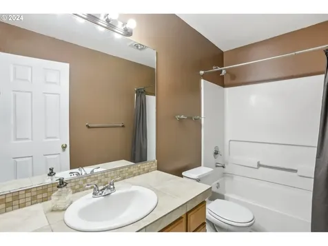 11975 SW Sagehen Street Beaverton OR 97007