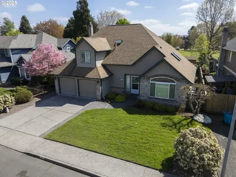 1715 SE Solomon Loop Vancouver WA 98683