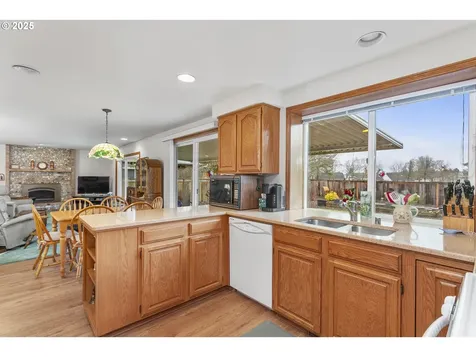 1715 SE Solomon Loop Vancouver WA 98683