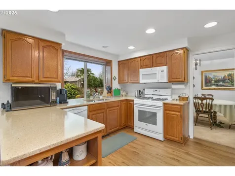 1715 SE Solomon Loop Vancouver WA 98683