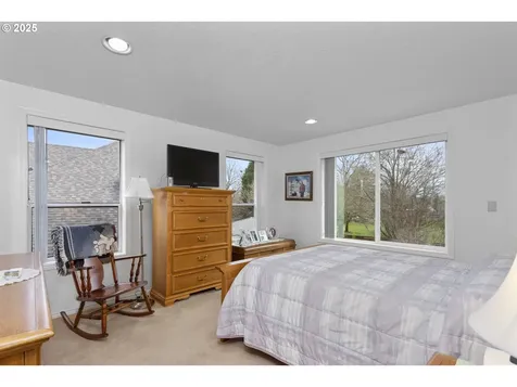 1715 SE Solomon Loop Vancouver WA 98683