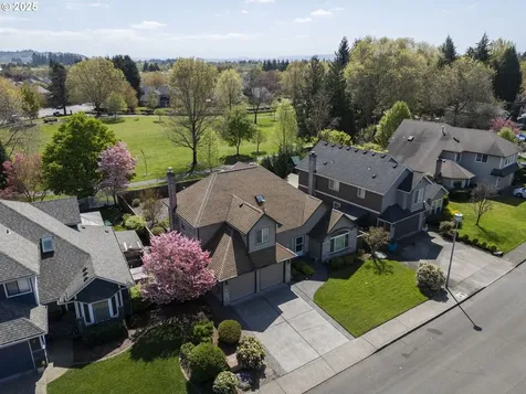 1715 SE Solomon Loop Vancouver WA 98683