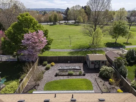 1715 SE Solomon Loop Vancouver WA 98683