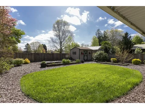 1715 SE Solomon Loop Vancouver WA 98683