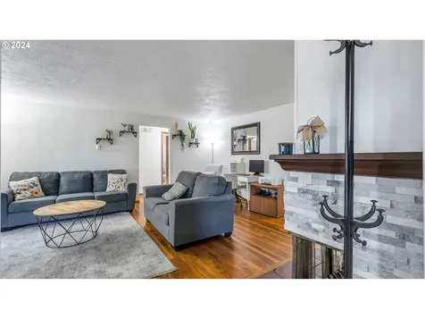 4515 Pennsylvania Avenue SE Salem OR 97317