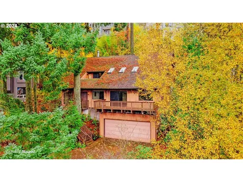 4130 SW Chesapeak Avenue Portland OR 97239