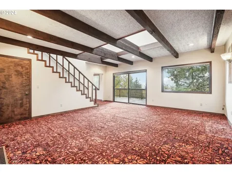 4130 SW Chesapeak Avenue Portland OR 97239