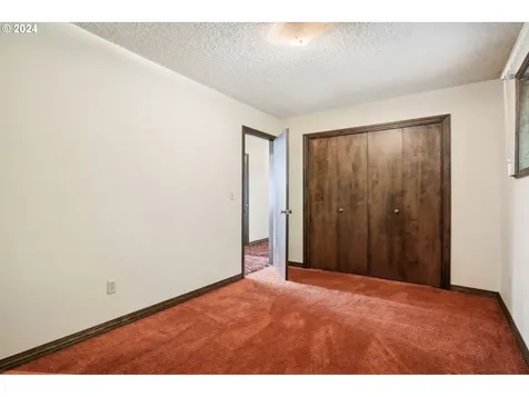 4130 SW Chesapeak Avenue Portland OR 97239