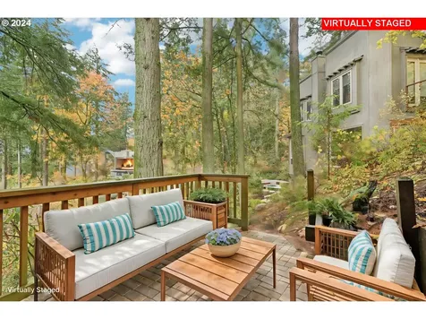 4130 SW Chesapeak Avenue Portland OR 97239