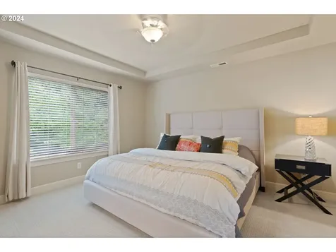 17239 Nw Oak Creek Drive Portland OR 97229