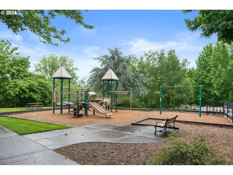 17239 Nw Oak Creek Drive Portland OR 97229