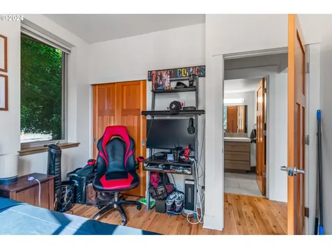 1114 Polk Street Eugene OR 97402