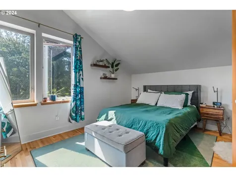 1114 Polk Street Eugene OR 97402