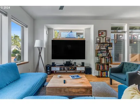 1114 Polk Street Eugene OR 97402