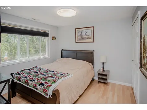 2422 SW 23rd Street Troutdale OR 97060