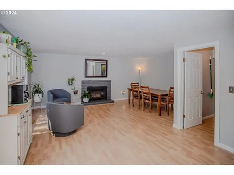 2422 SW 23rd Street Troutdale OR 97060