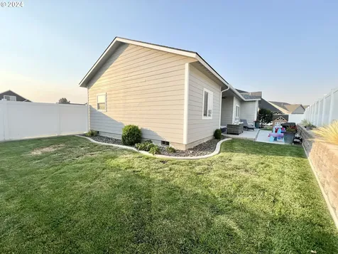 415 SW Cottonwood Drive Hermiston OR 97838