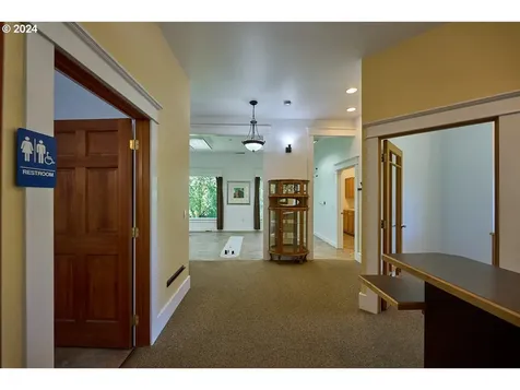 204 Residence Street Enterprise OR 97828