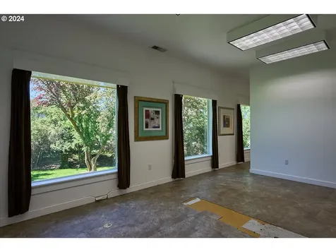 204 Residence Street Enterprise OR 97828