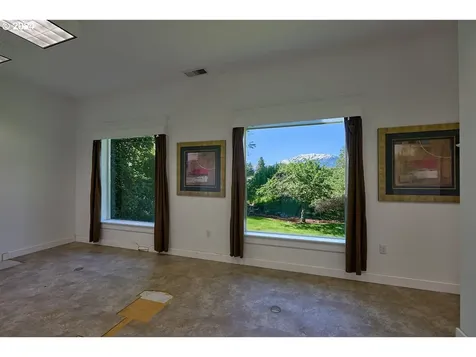 204 Residence Street Enterprise OR 97828