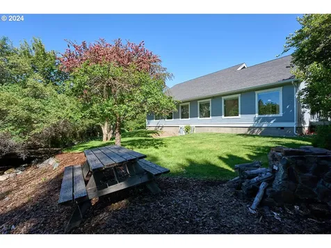 204 Residence Street Enterprise OR 97828