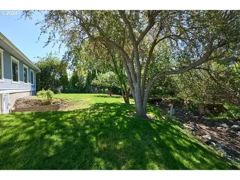 204 Residence Street Enterprise OR 97828