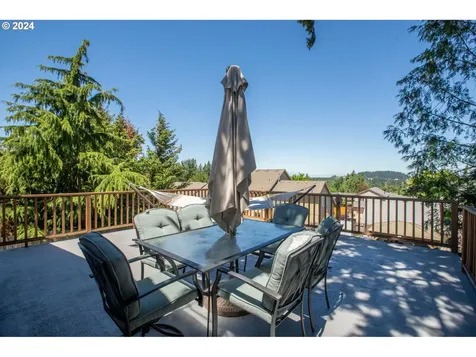 11009 Se Henderson Street Portland OR 97266