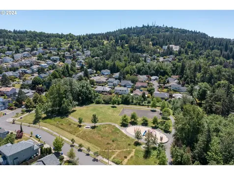 11009 Se Henderson Street Portland OR 97266
