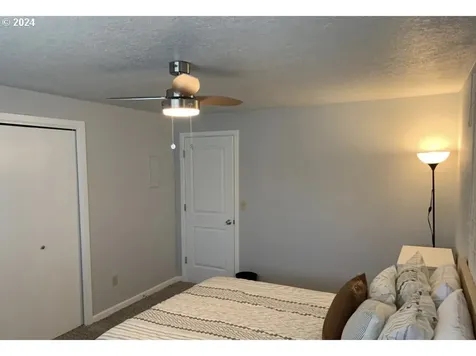 10172 Sw Crystal Street Beaverton OR 97008
