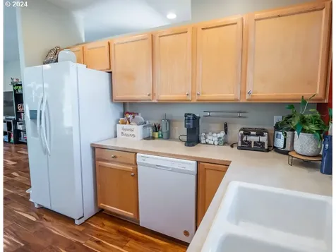 5551 Livingston Avenue Eugene OR 97402