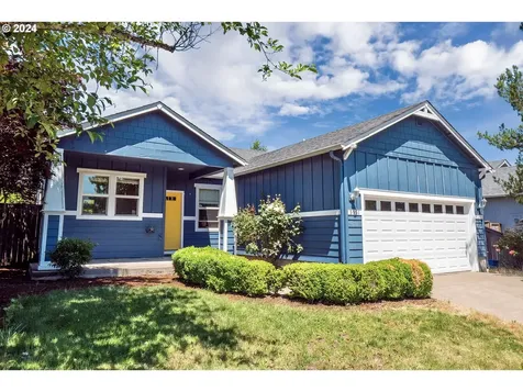 5551 Livingston Avenue Eugene OR 97402