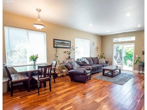 5551 Livingston Avenue Eugene OR 97402