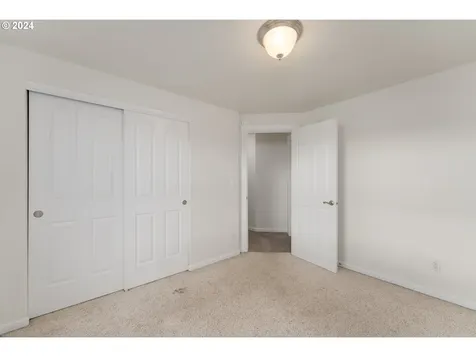 243 Summerwood Street Roseburg OR 97471